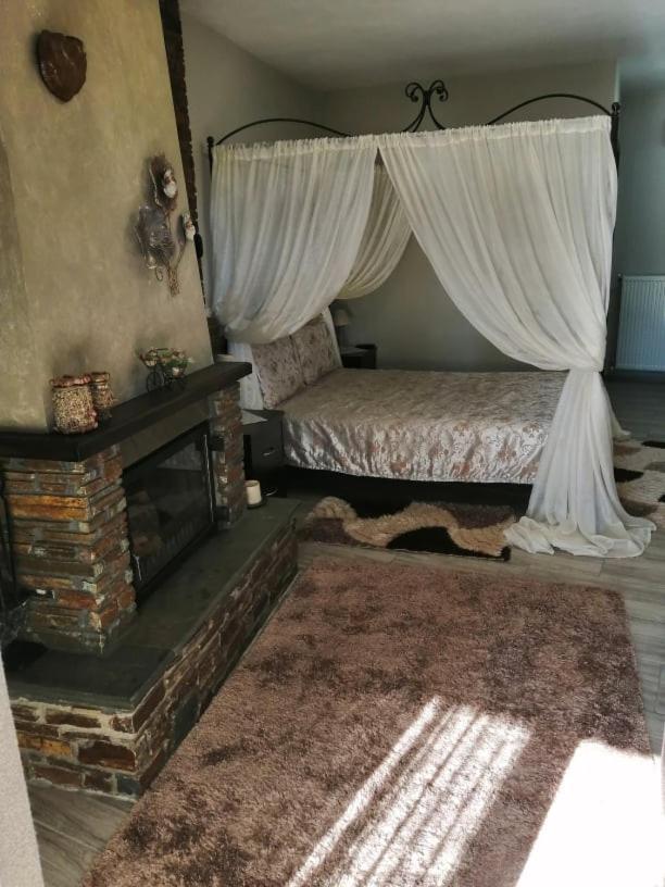 Guesthouse Athanasiou Káto Loutrákion Kültér fotó