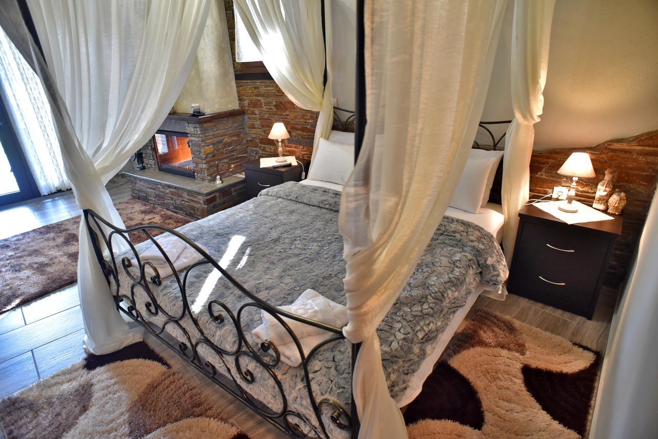 Guesthouse Athanasiou Káto Loutrákion Kültér fotó